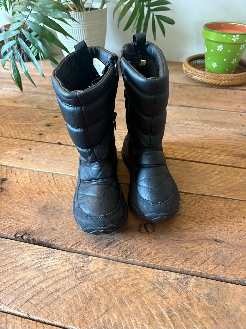 Magellan Outdoors Kids Black Snow Boots